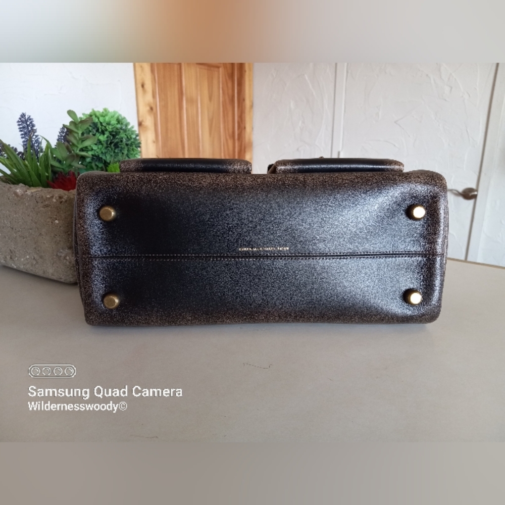 The Coach Originals, Coach Twin Turnlock 2025, Rub-Off Glovetanned Leather Bag - Picture 12 of 16